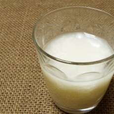 夏の腸活アイテム・冷やし甘酒